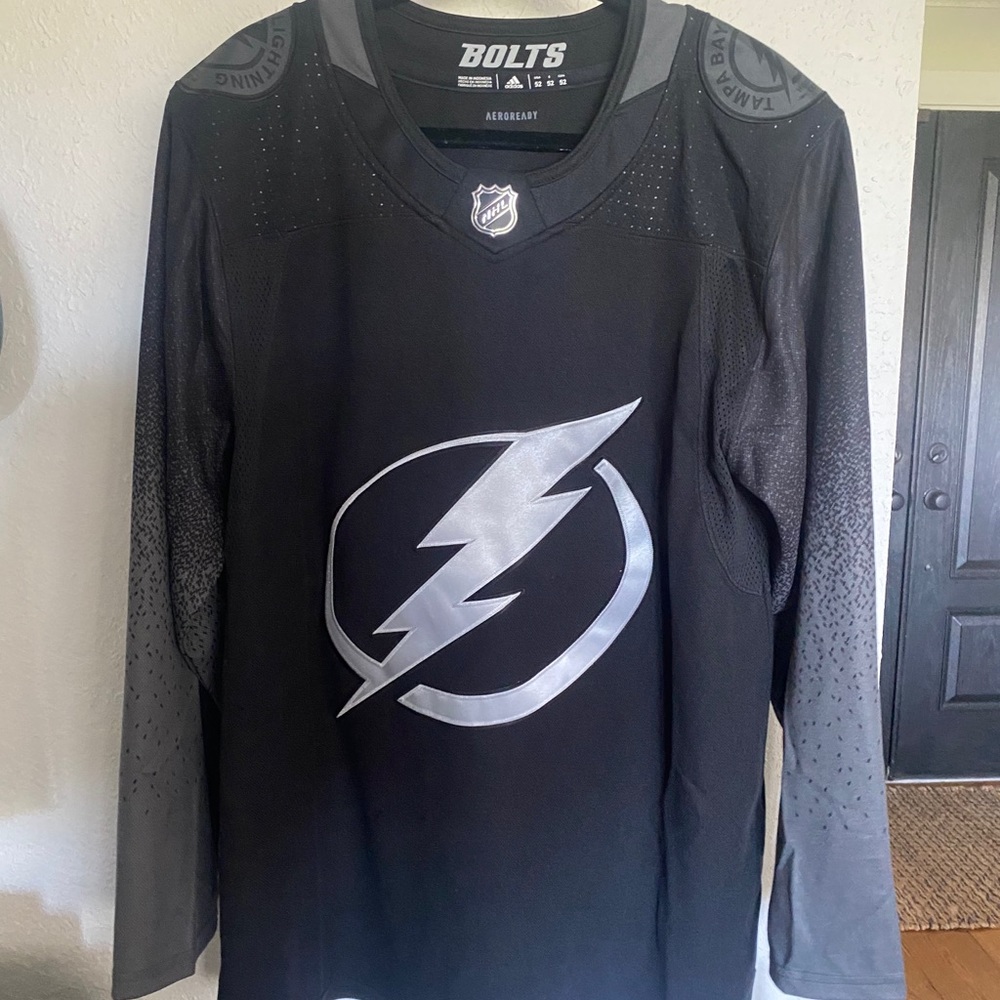 Tampa Bay Lightning jersey